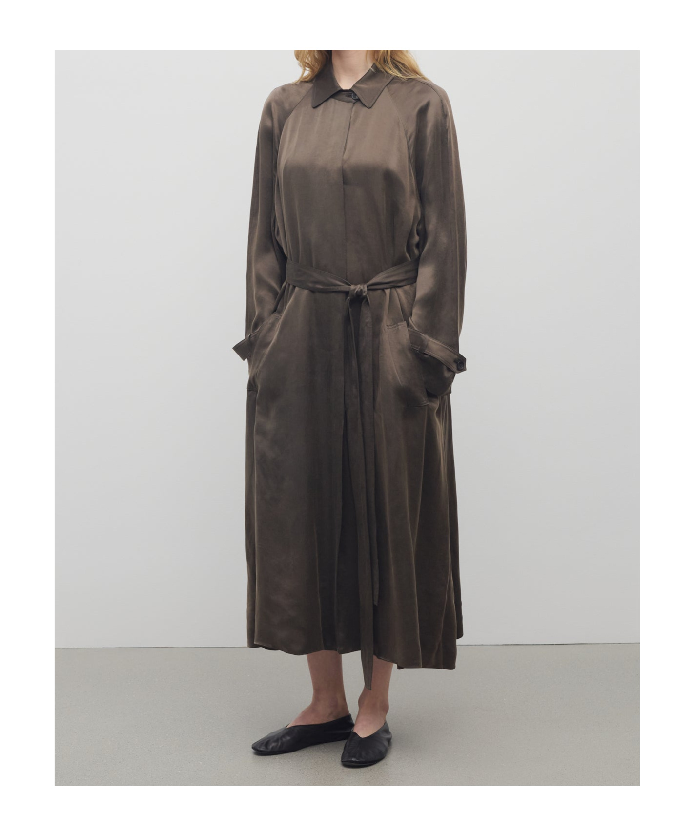 The Row Long Sleeve Coat In Green