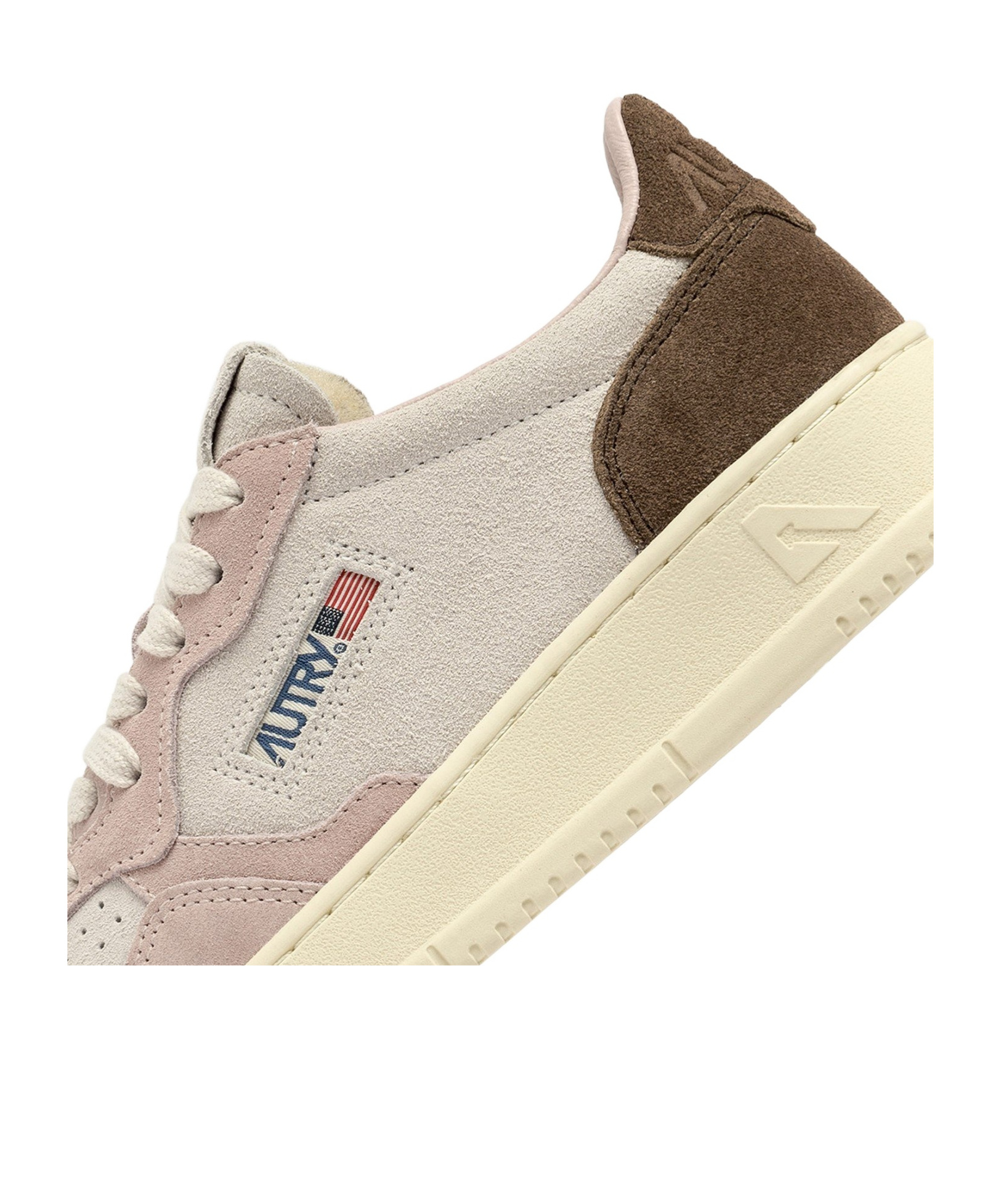 Autry Round Head Low-cut Casual Shoes In Nude