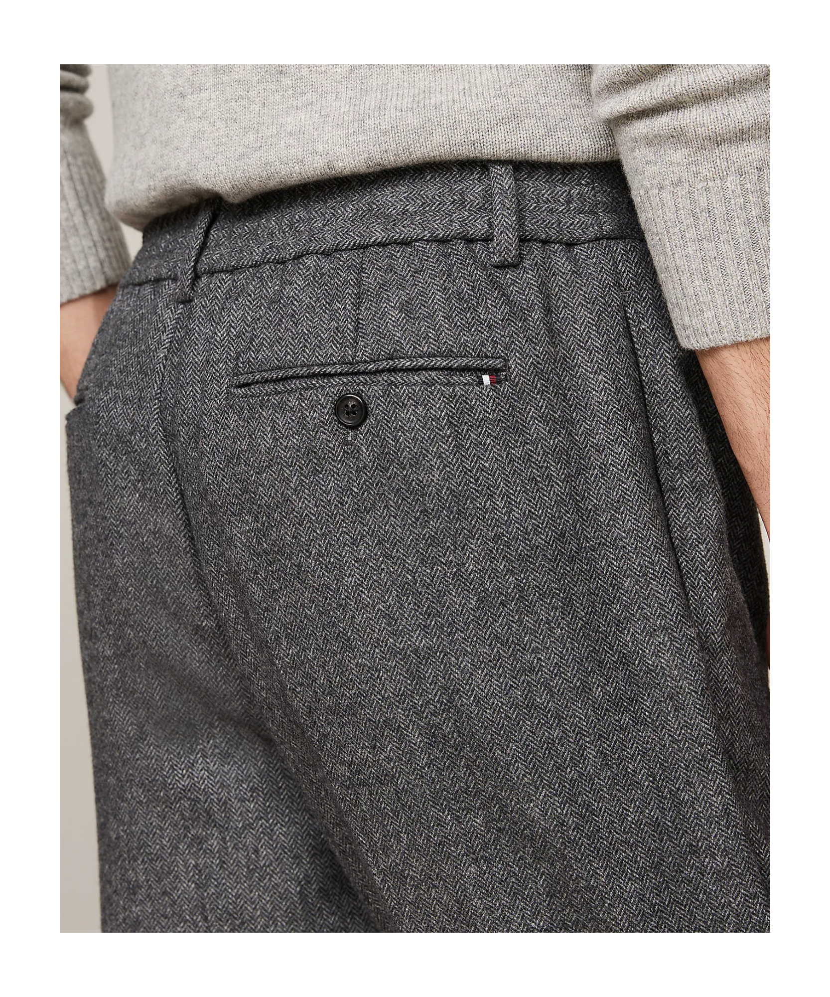 Tommy Hilfiger Belt Loops Slacks In Black
