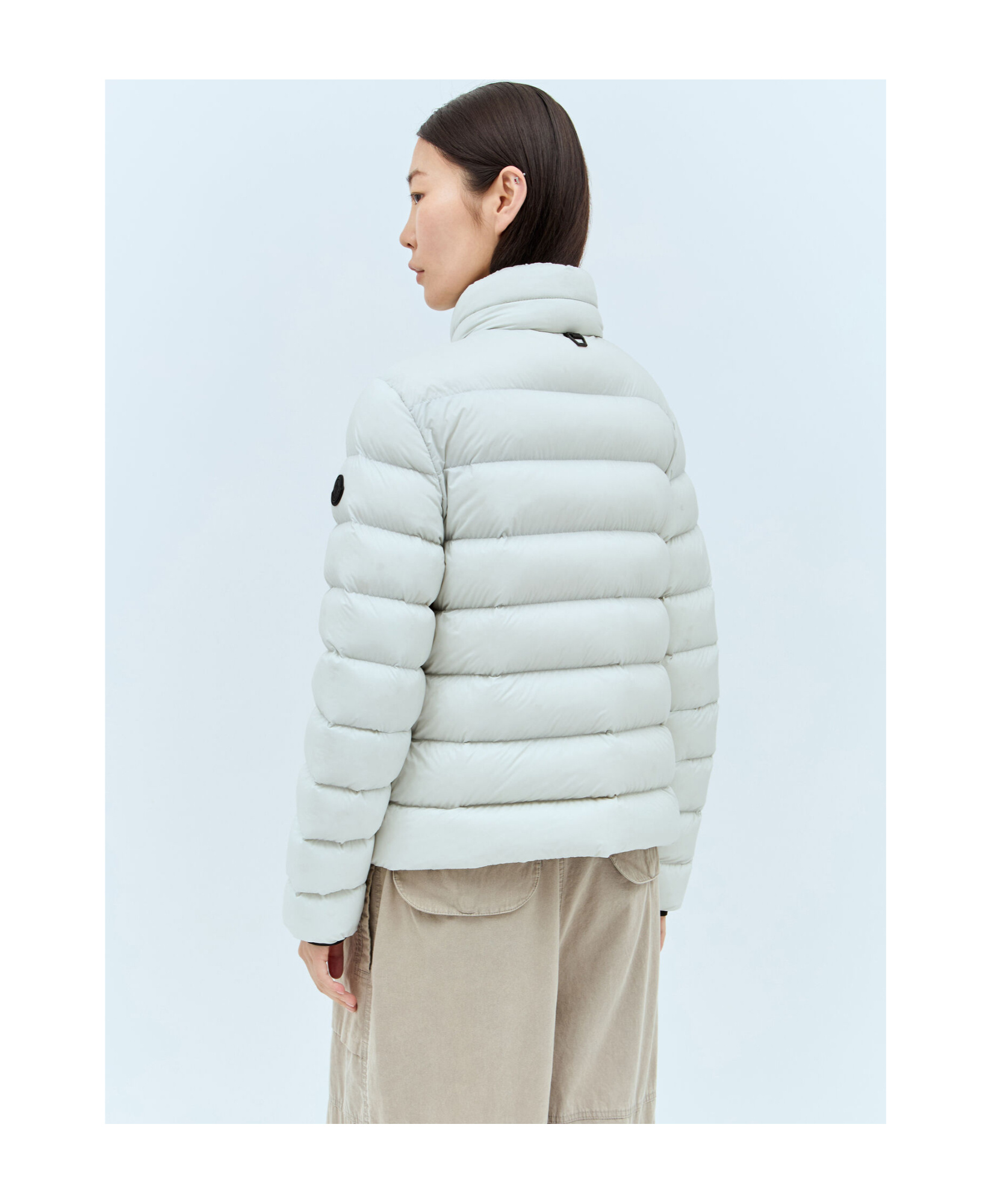 Moncler Cerces Short Down Jacket In Gray