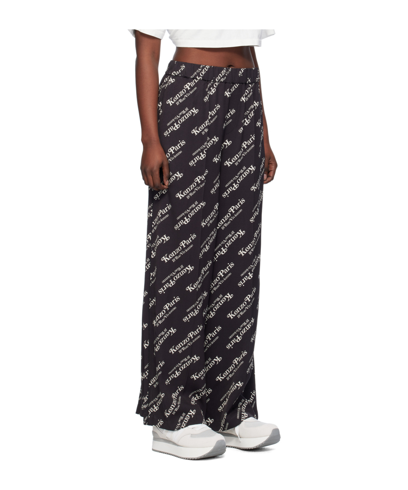 Kenzo X Verdy Joint Logo Sweatpants In Black