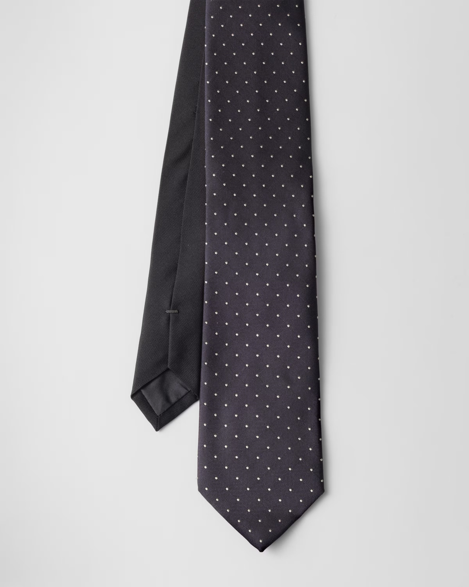 PRADA SILK TIE
