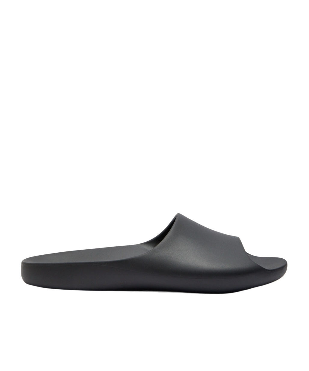 The Row Ama Rubber Sliders In Black