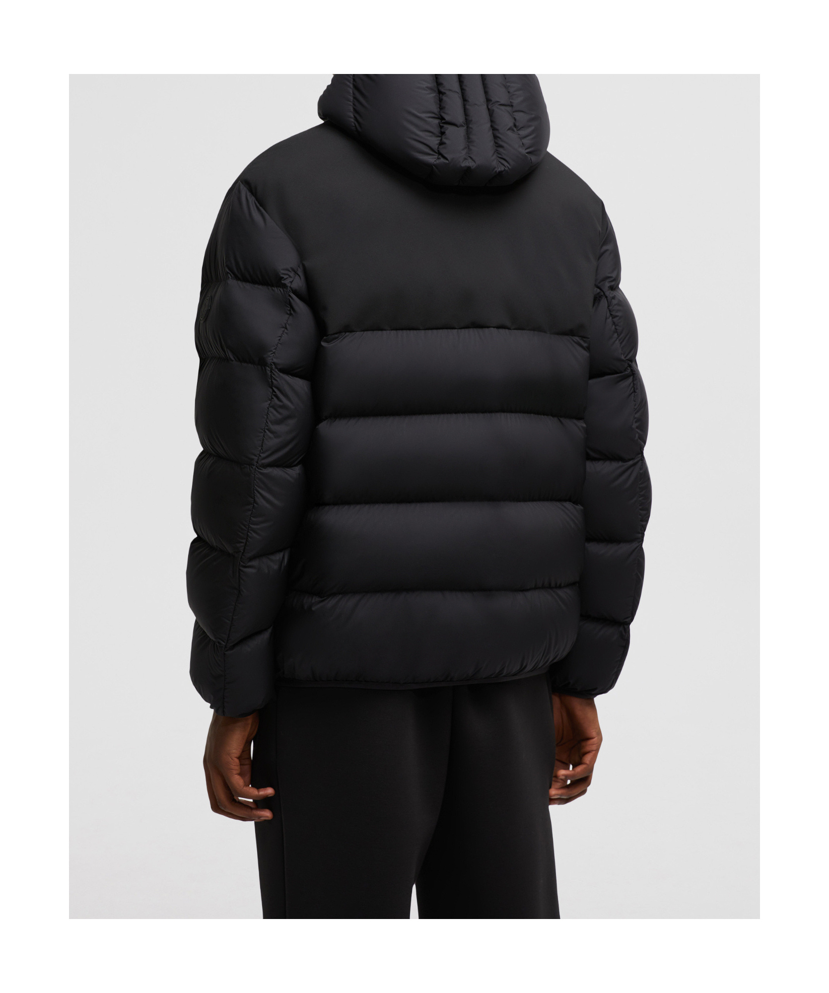 Moncler Men's Veumont Down Jacket In Black