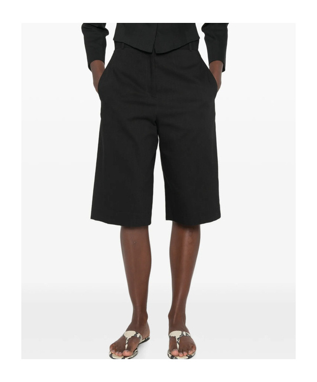 The Row Falk Knee-length Shorts In Black