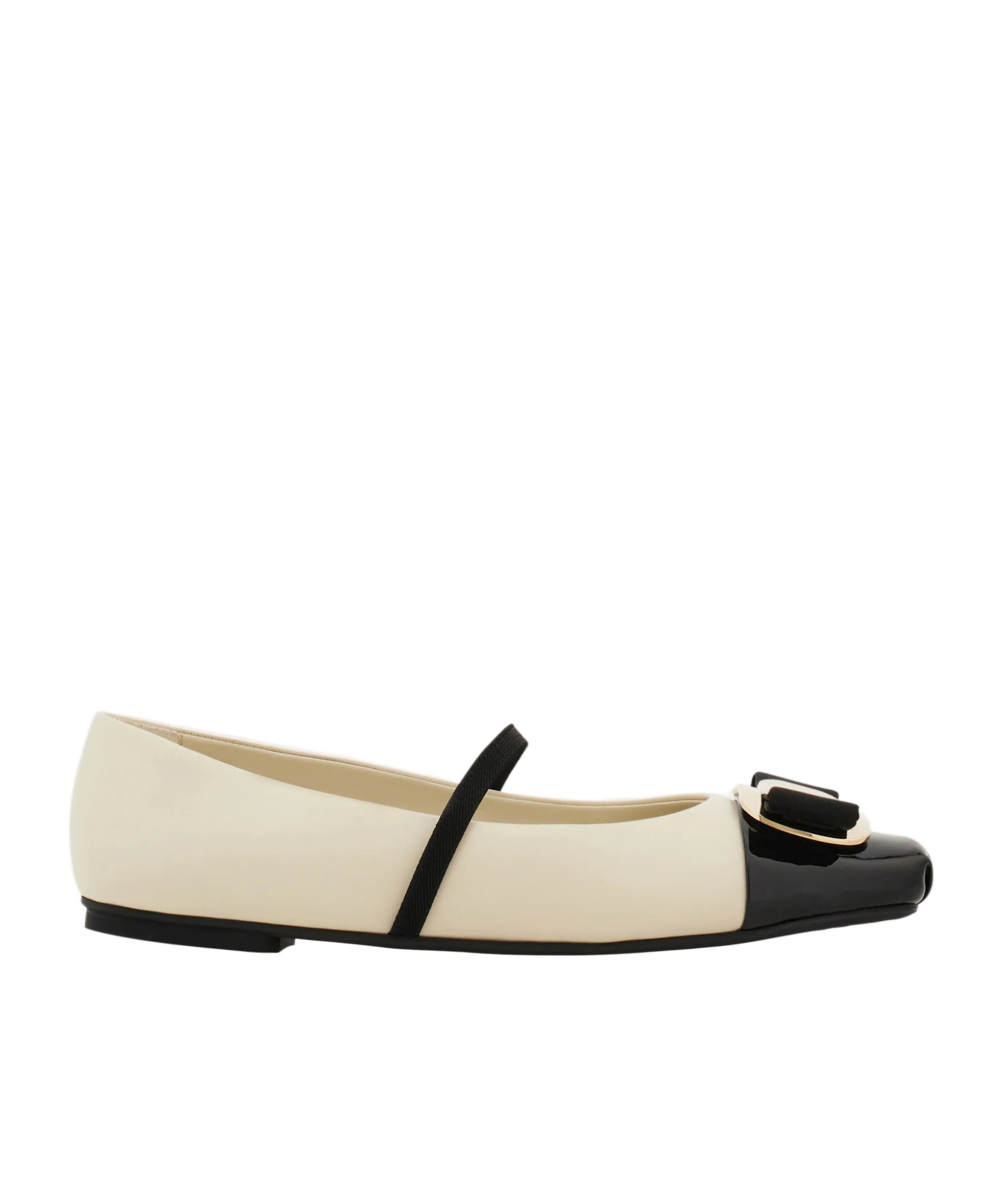 Ferragamo Vara Plate Two-tone Ballet Shoes In Nude