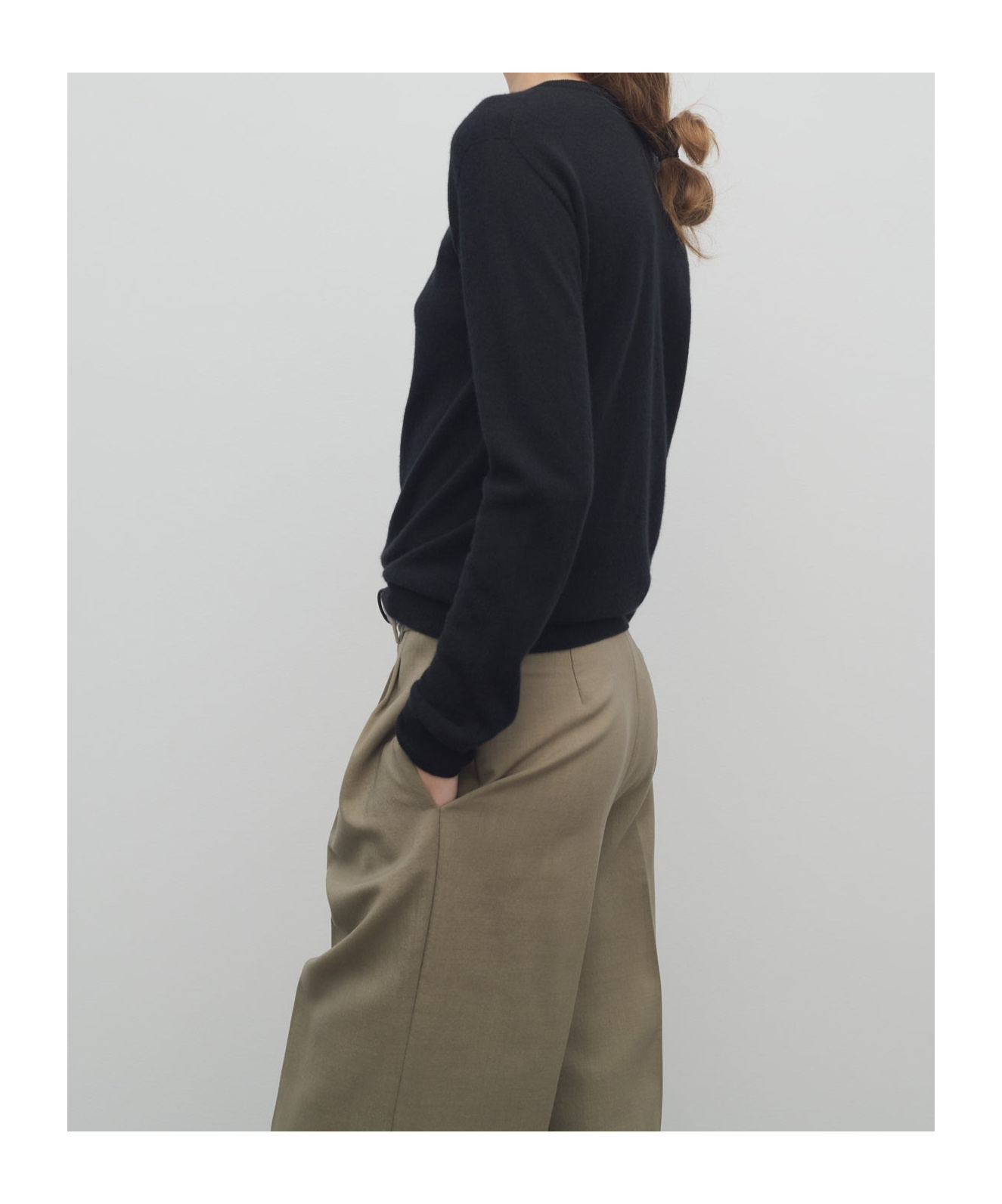 The Row Long-sleeved Sweater In Black