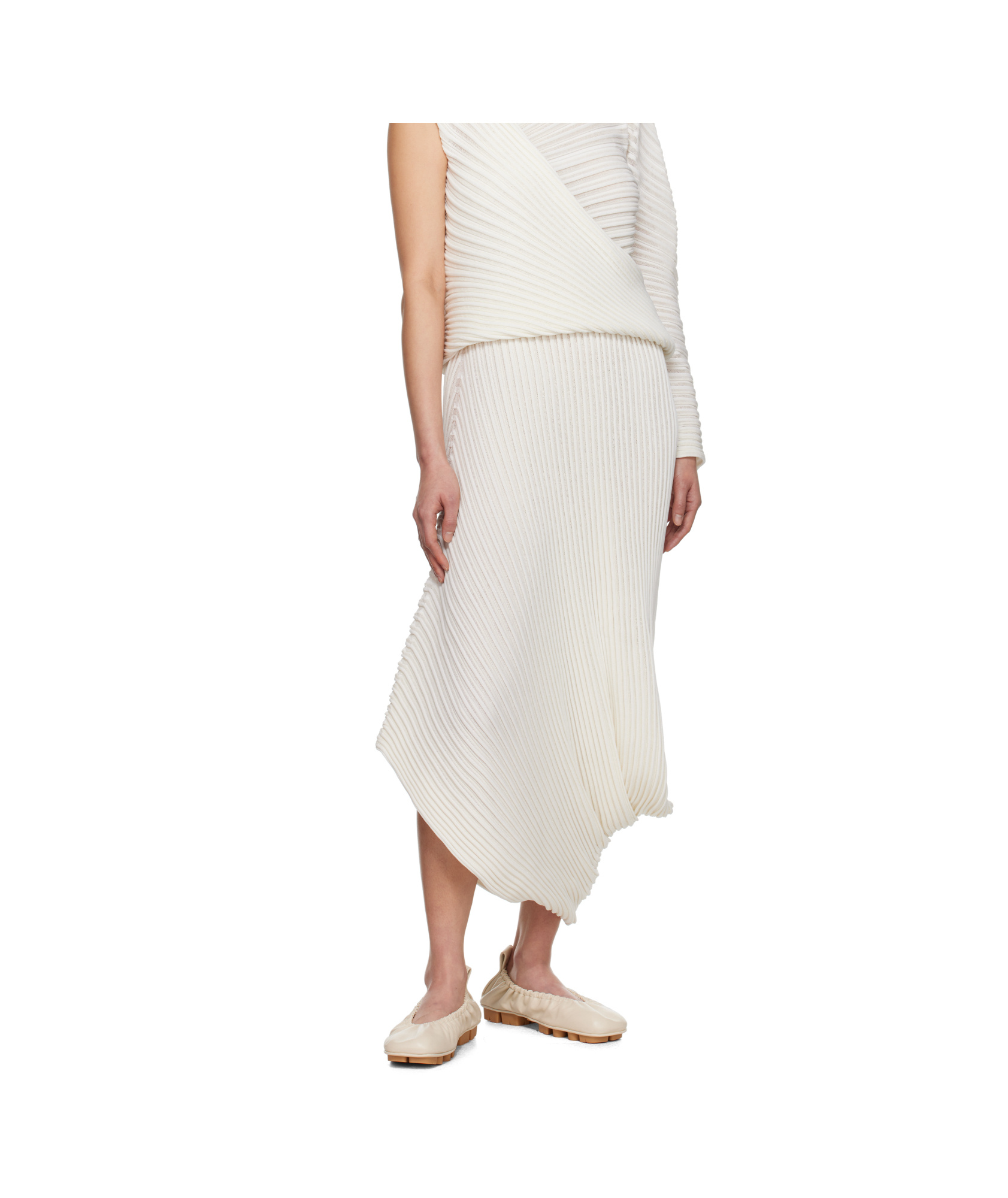 Issey Miyake Off-white Stream Midi Skirt In White