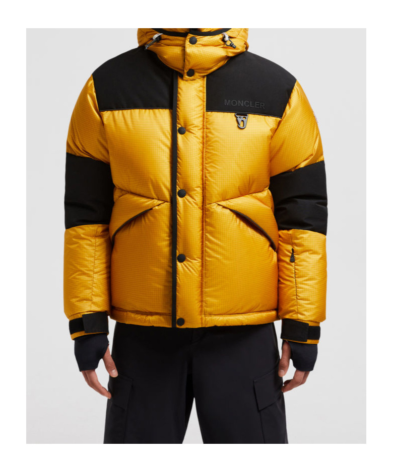 Moncler Albiez Ski Jacket In Yellow
