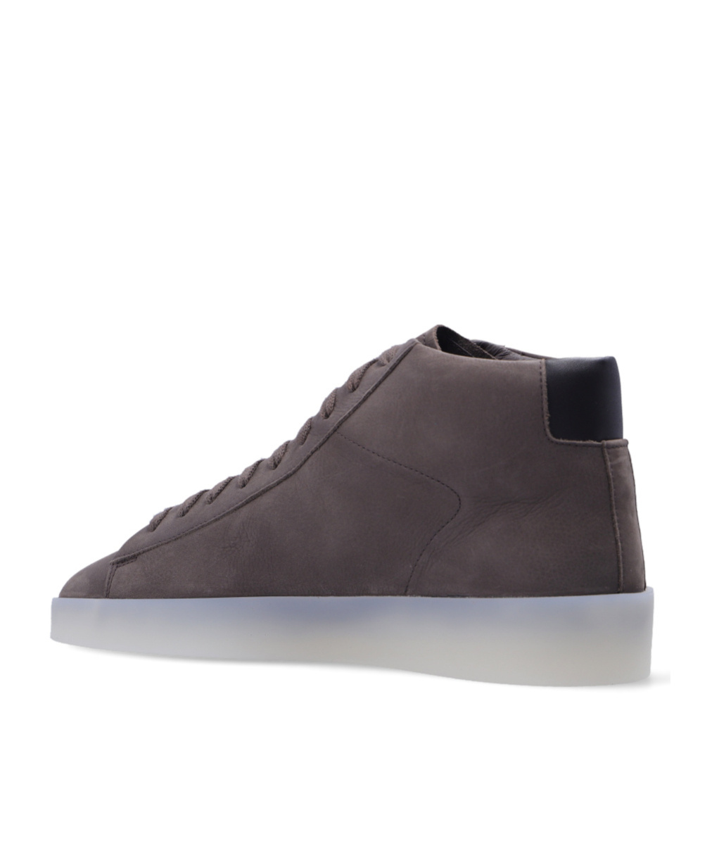 ESSENTIALS ROUND-HEADED SNEAKERS
