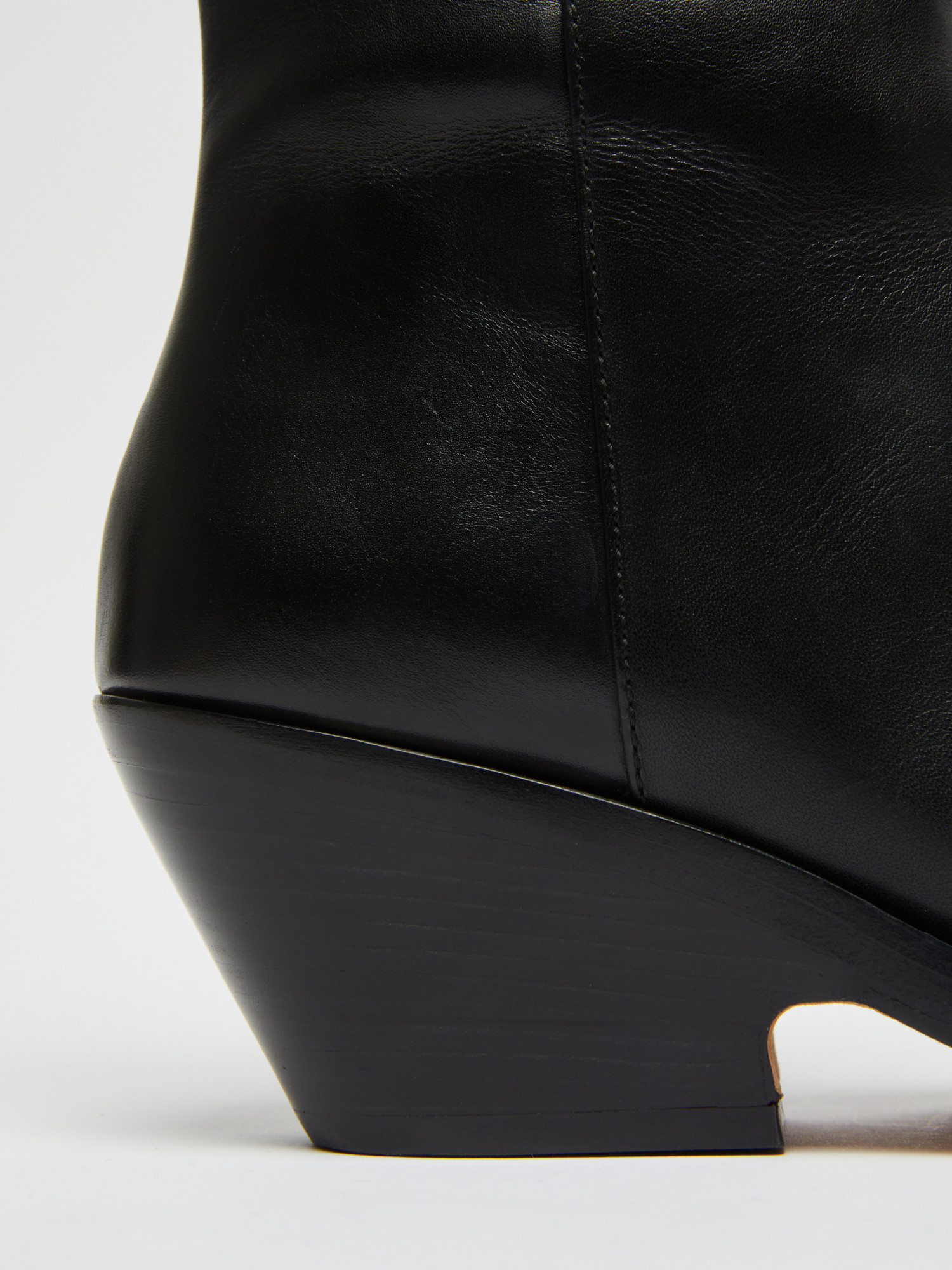Sportmax Square-toed Short Boots In Black