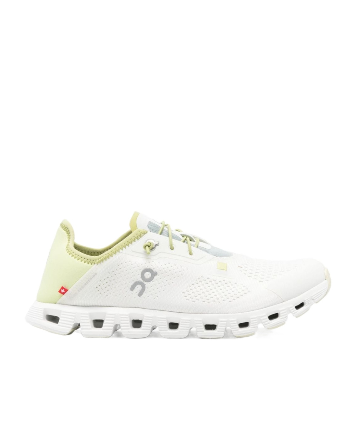 On Cloud 5 Coast Mesh-design Sneakers In White