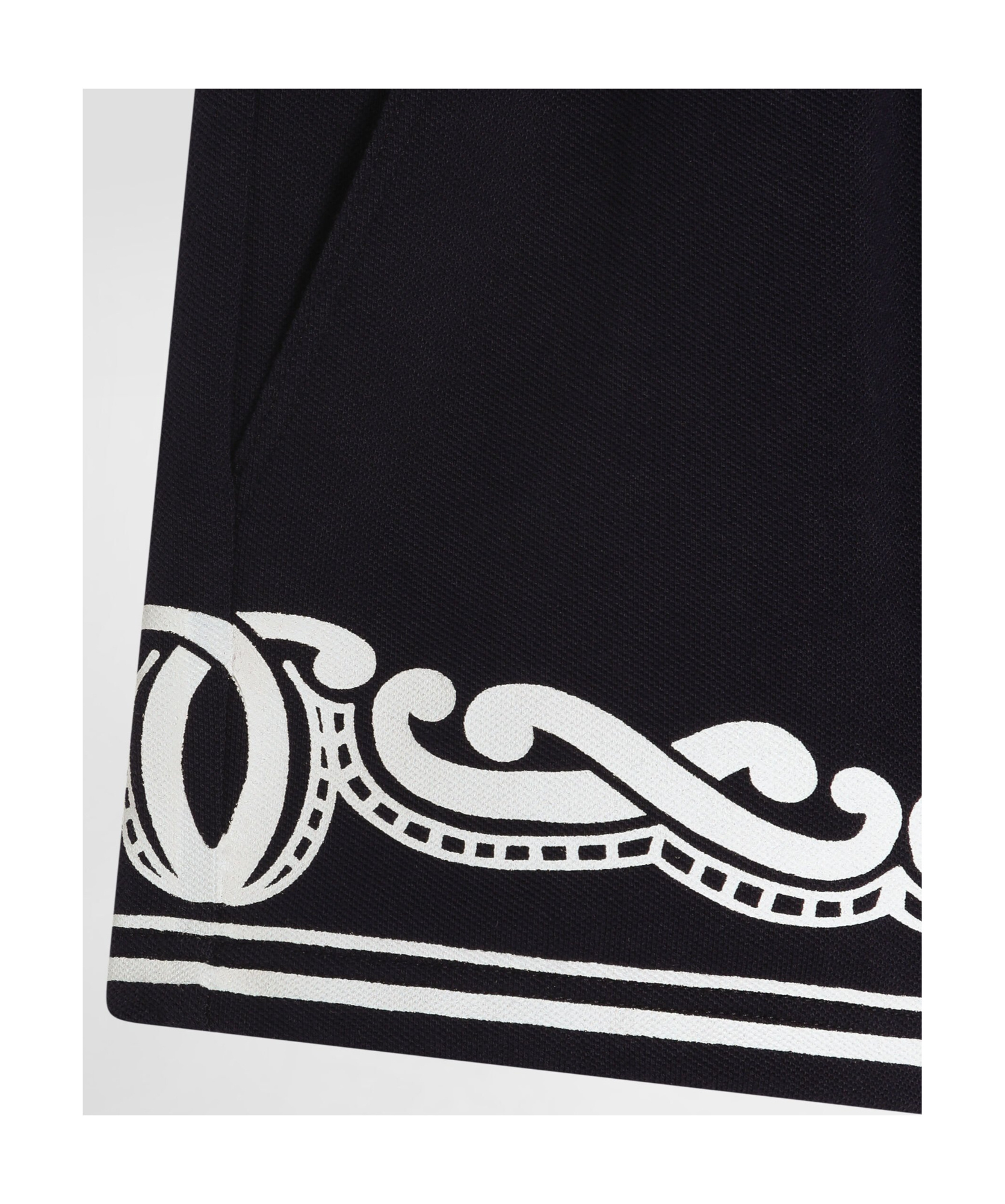 Dolce & Gabbana Bandana Printed Bermuda Shorts In Black
