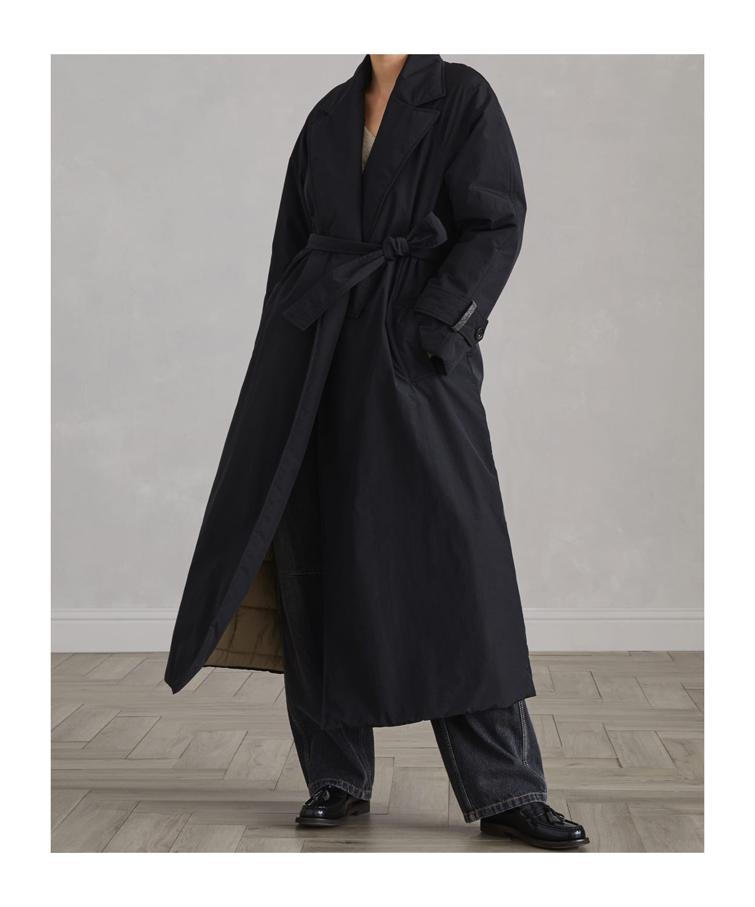 Brunello Cucinelli Padded Long Belt Down Jacket In Black