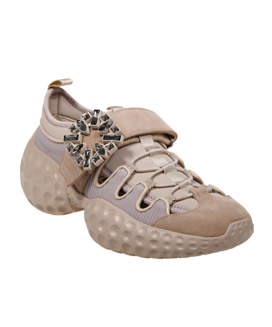 Roger Vivier Beige Viv Run Strass Buckle Sneakers In Nude