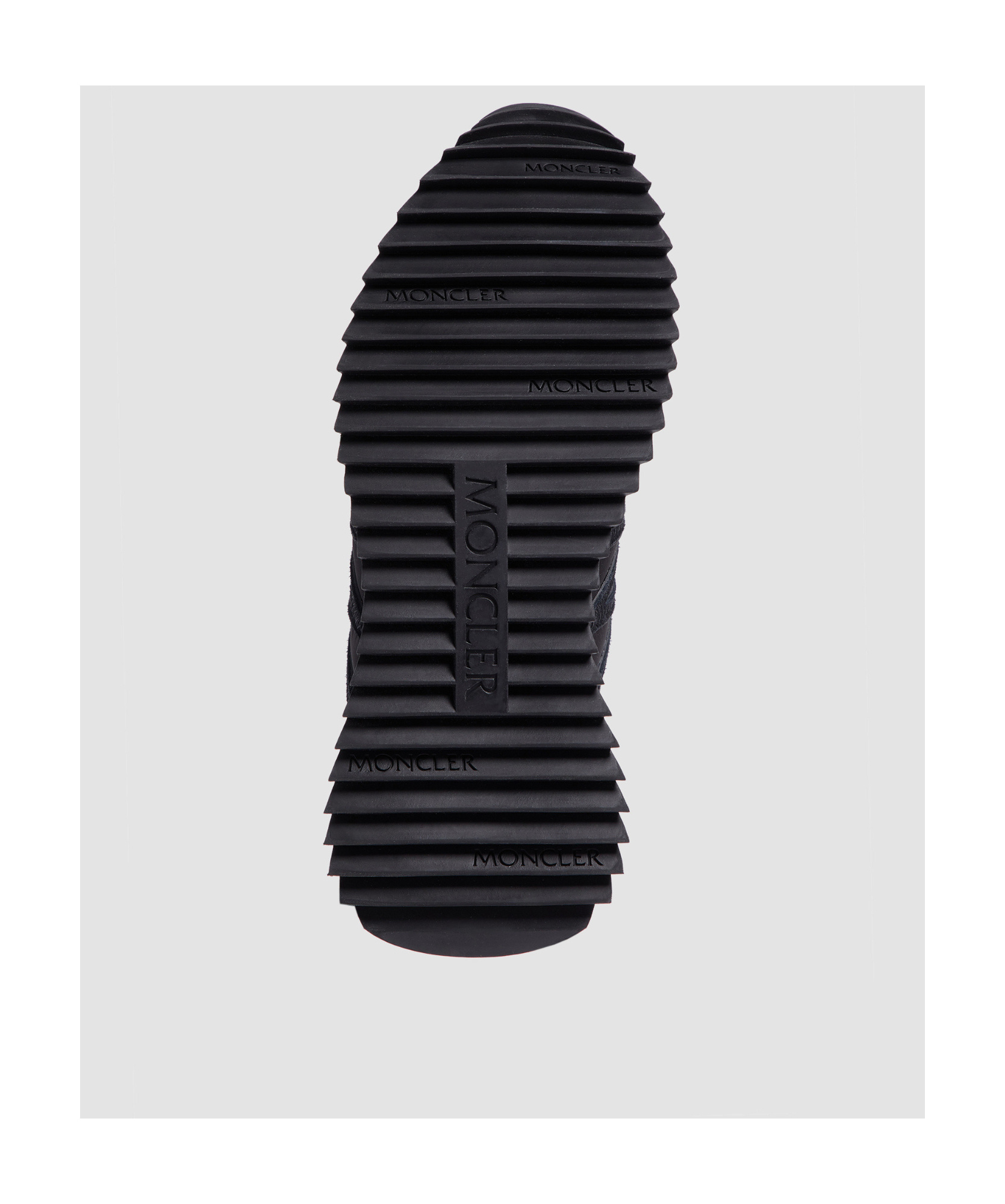 Moncler Pacey Low-top Sneakers In Black