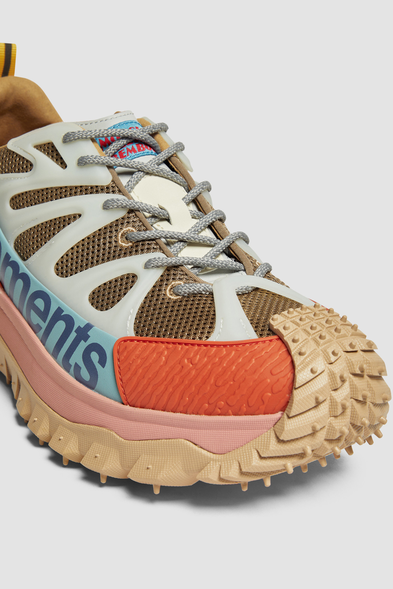 Moncler Chunky Sole Mesh Panels Pull Tab Sneakers In Multicolor