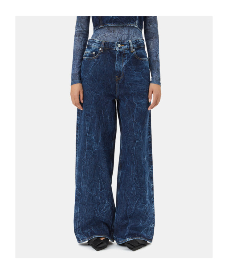 Ganni Crinkled Denim Jeans In 蓝色