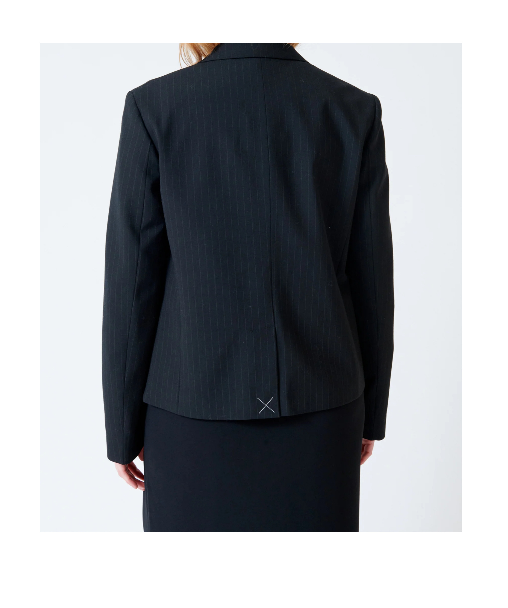 N°21 N21 Three Button Pinstripe Jacket In Black
