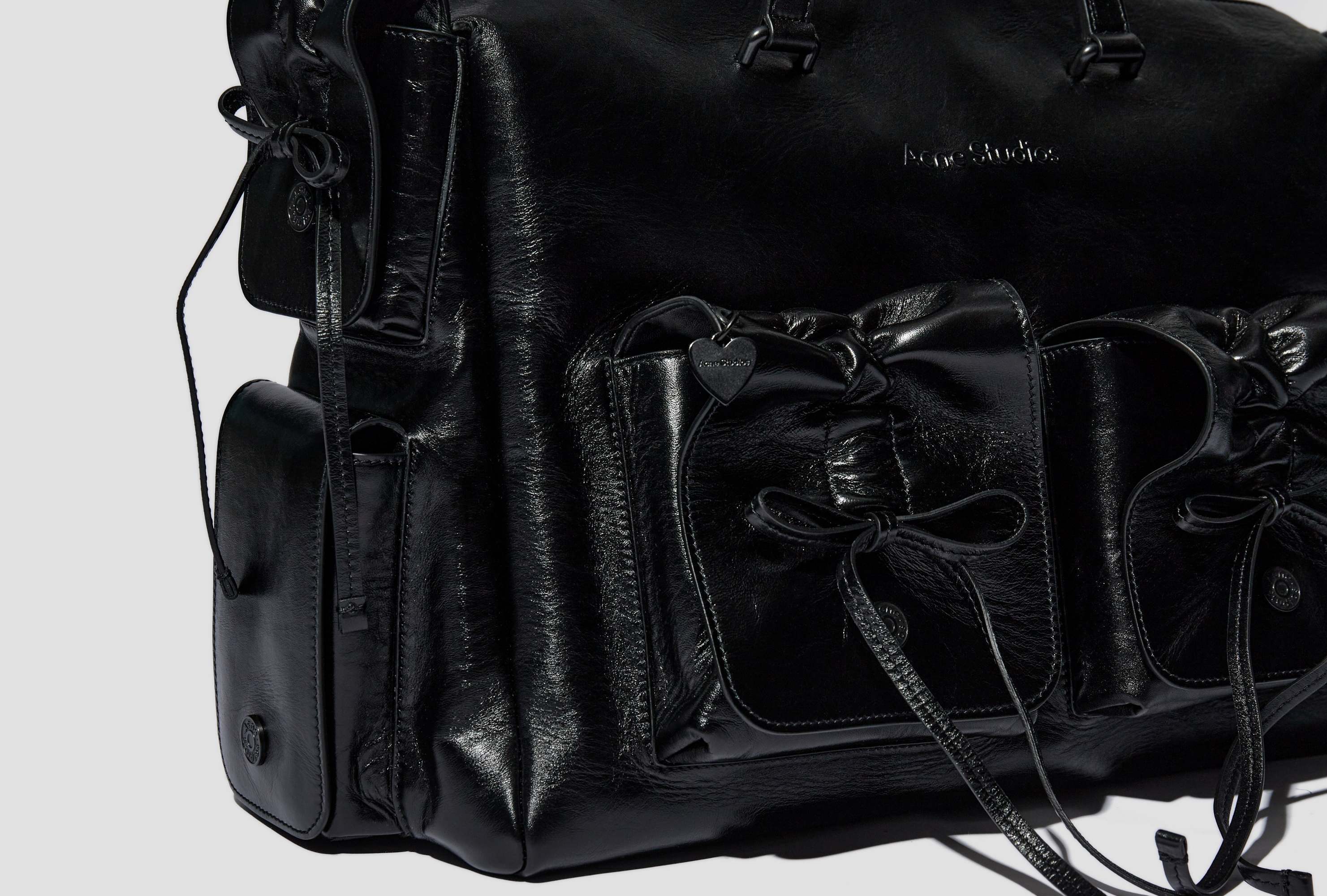 Acne Studios Multipocket Leather Tote Bag In Black