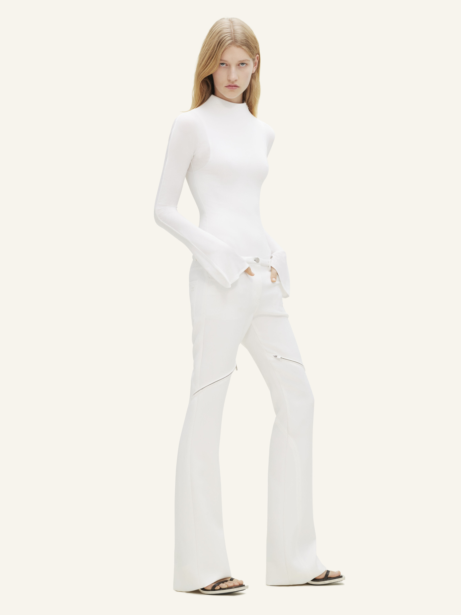 Courrèges Ellipse Zipped Twill Trousers In White