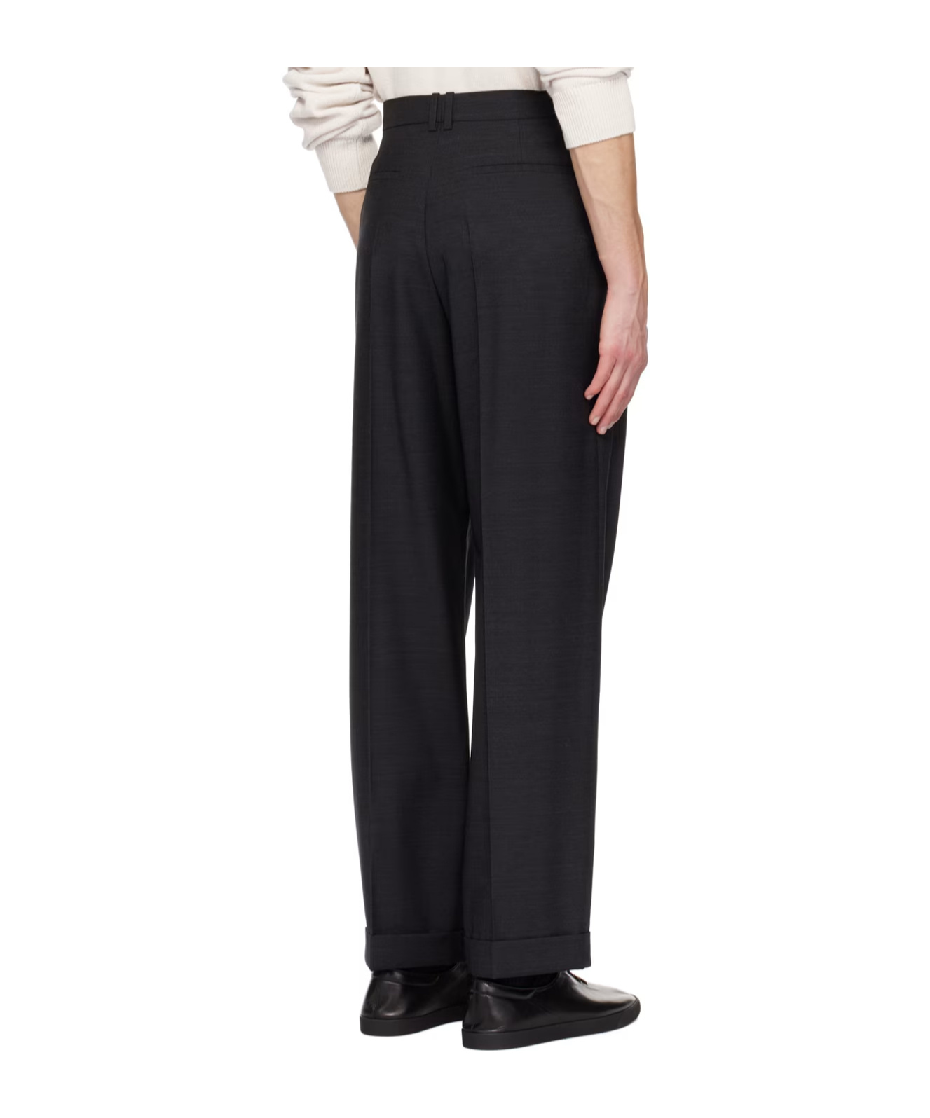 The Row Keenan Belt-loop Casual Pants In Black