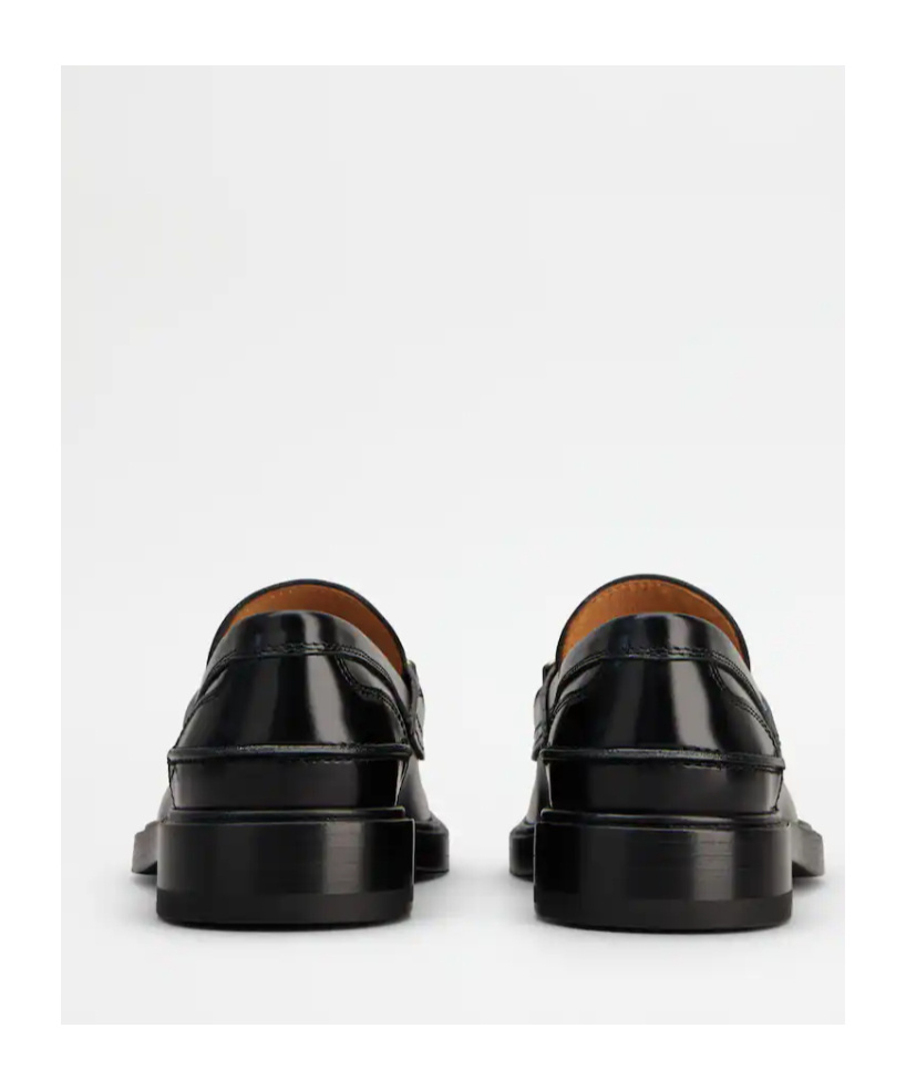 Tod's Hook Loafer In Black