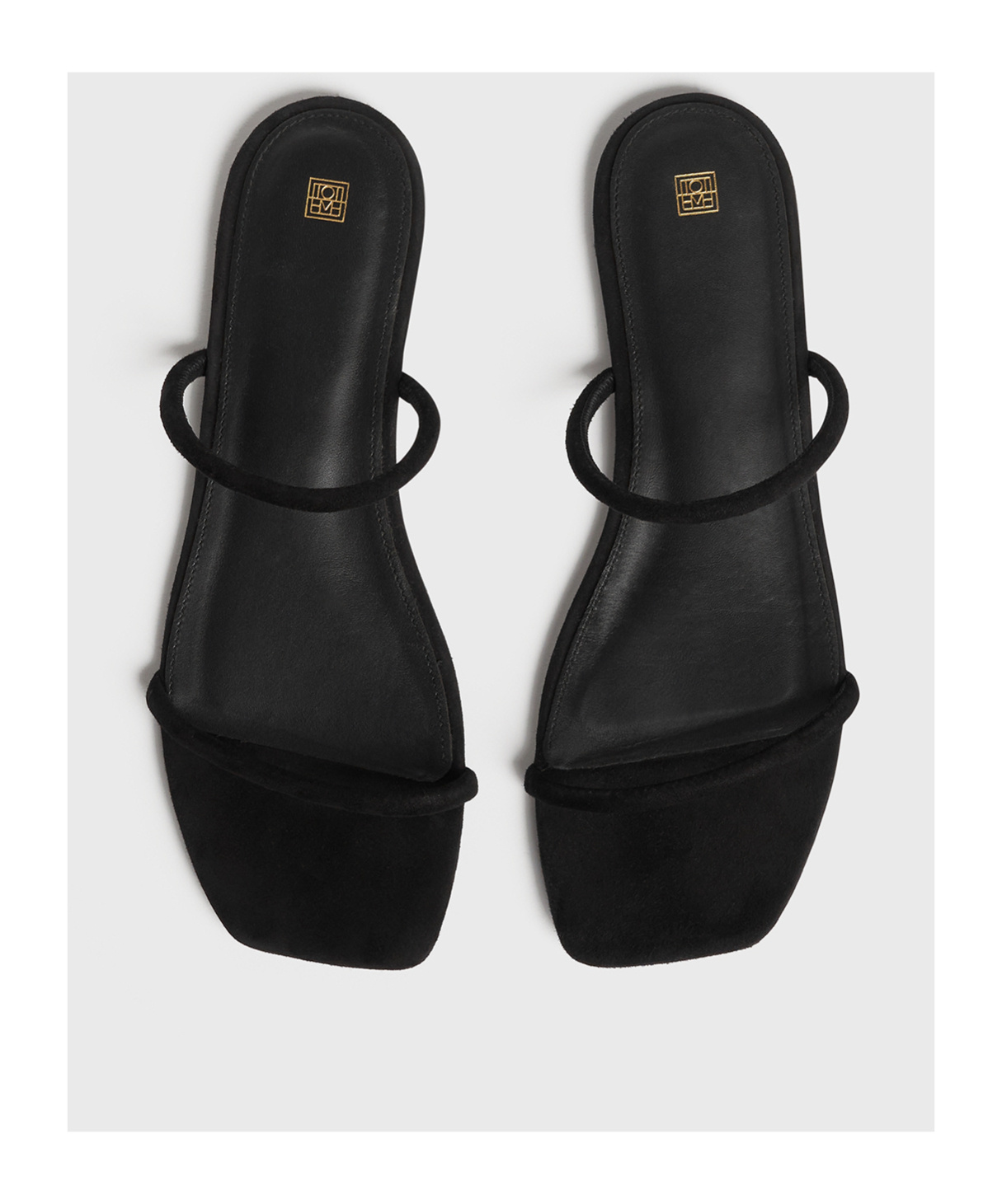 Totême Toteme 'the City' Slides In Black
