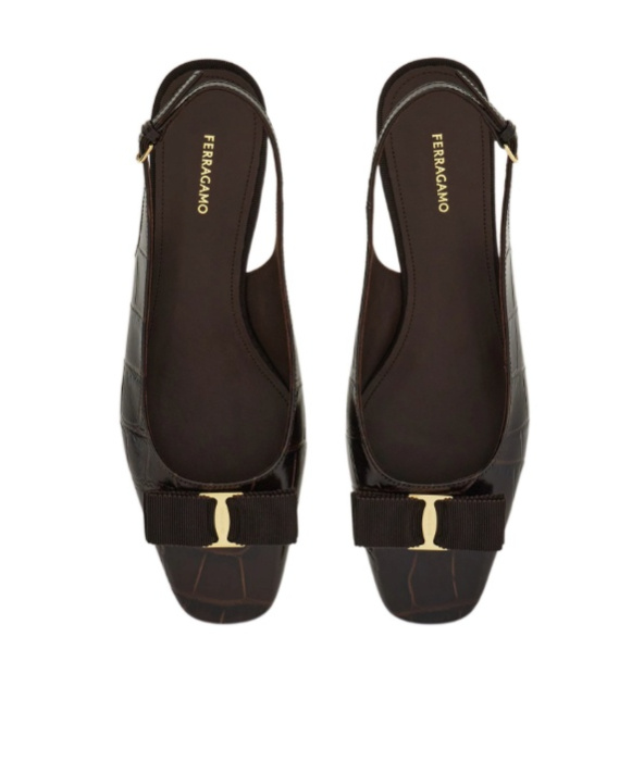 Ferragamo Rivada 30 Croc-embossed Slingback Pumps In Black
