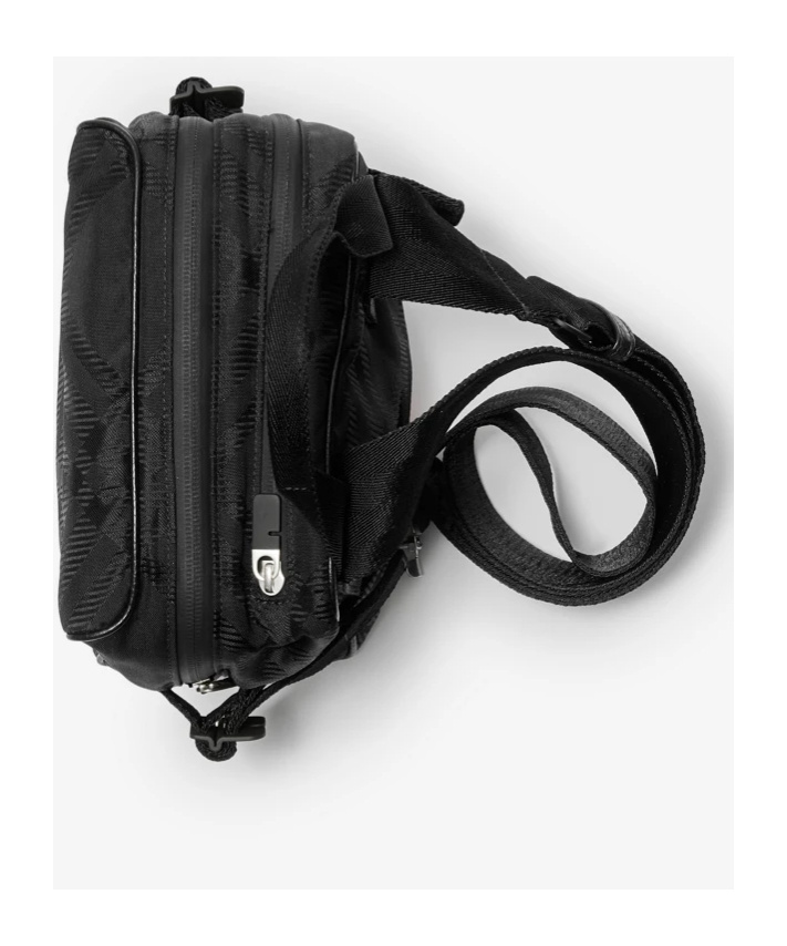 Burberry Check-pattern Zipped Messenger Bag In Black