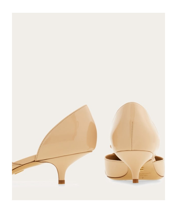 Ferragamo Bow Tie Mid-heel Heels In Nude