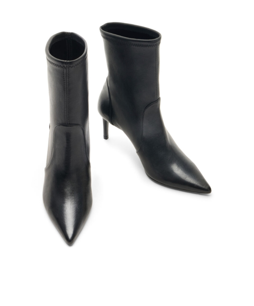 STUART WEITZMAN POINTED SHORT BOOTS