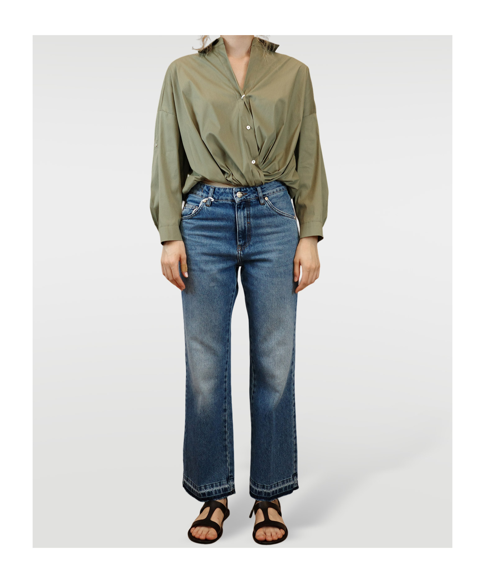 Iblues Button-down Pleated Shirt In Green