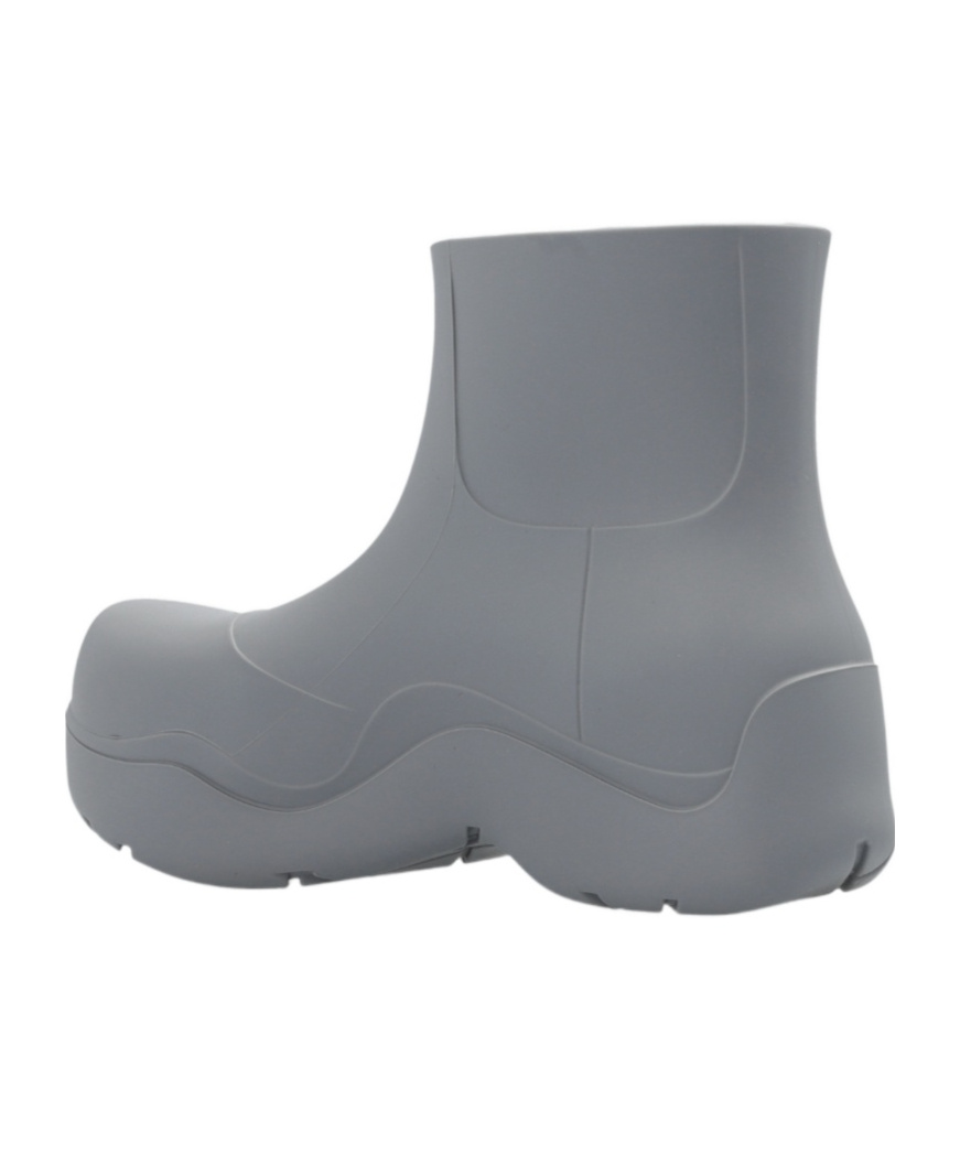 Bottega Veneta Women Puddle Boots In Gray