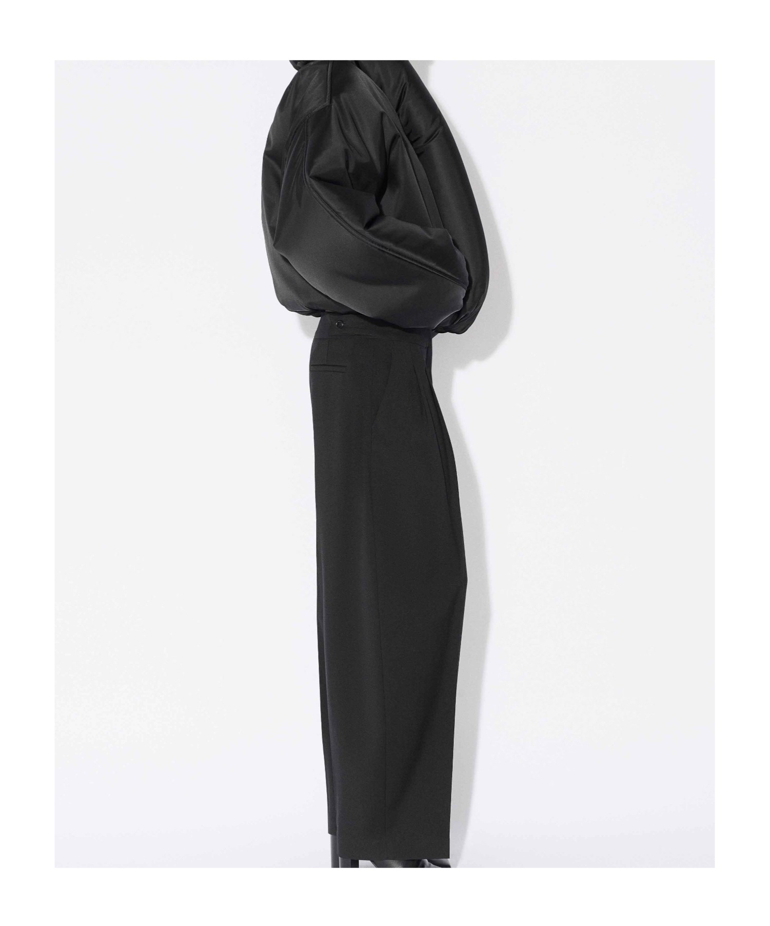Alaïa Insulated Long Sleeve High Collar Jacket In Black