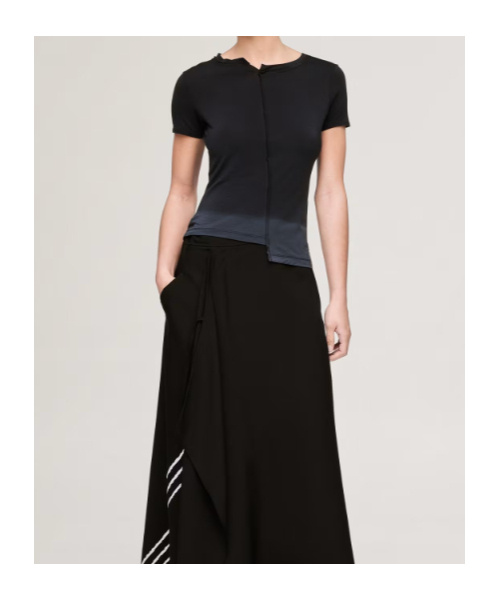 Y-3 Asymmetric Hem Short Sleeve Round Neck Top In Black