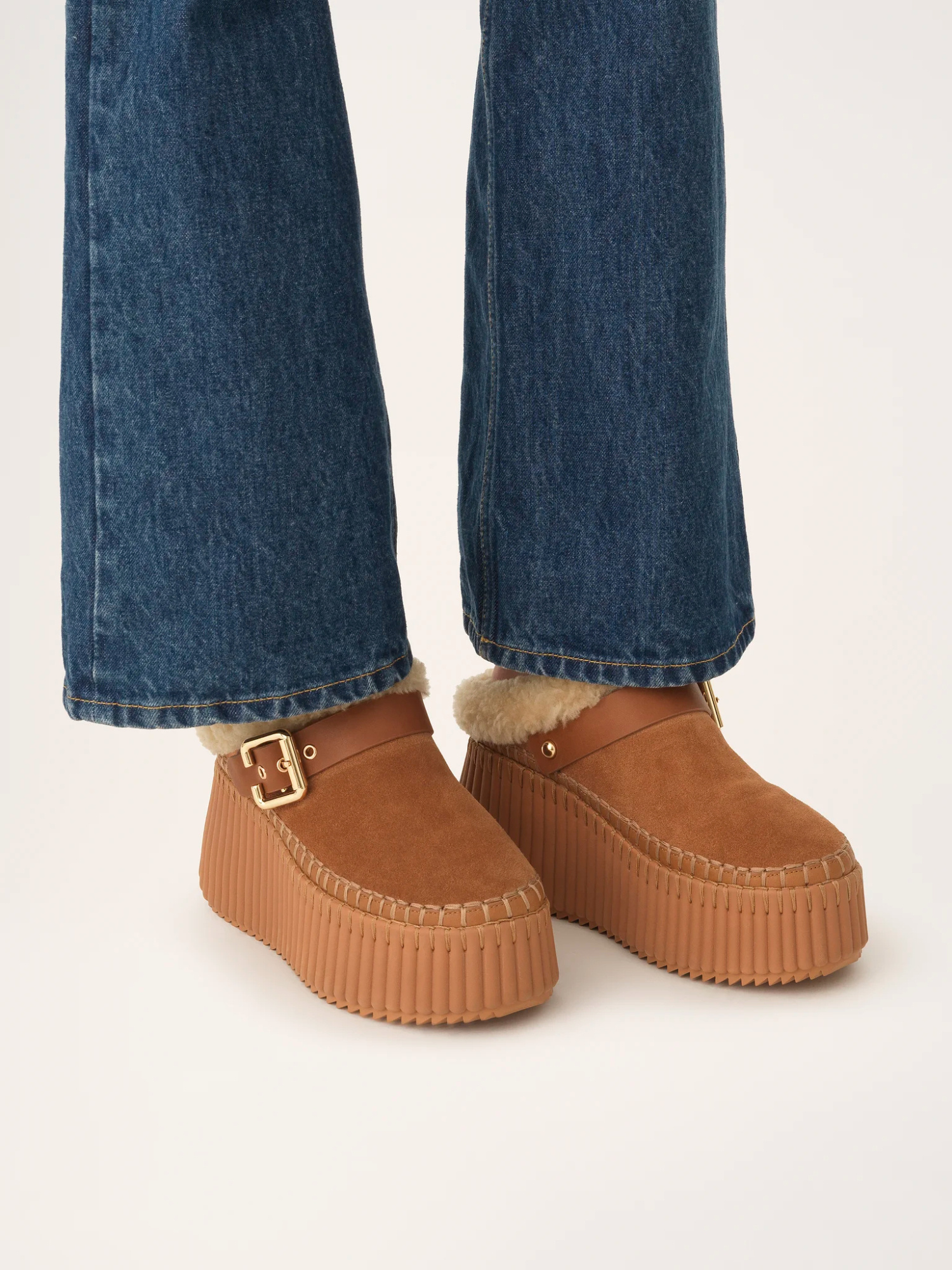 Chloé Nama Suede Shearling-lined Platform Clogs In Brown