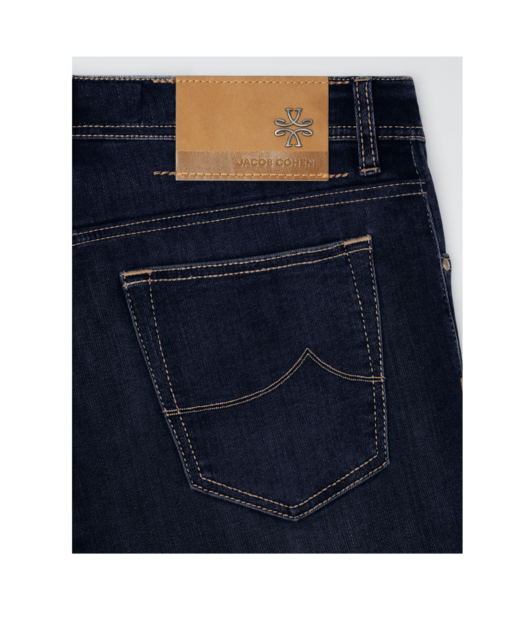 Jacob Cohen Logo-patch Jeans In Black