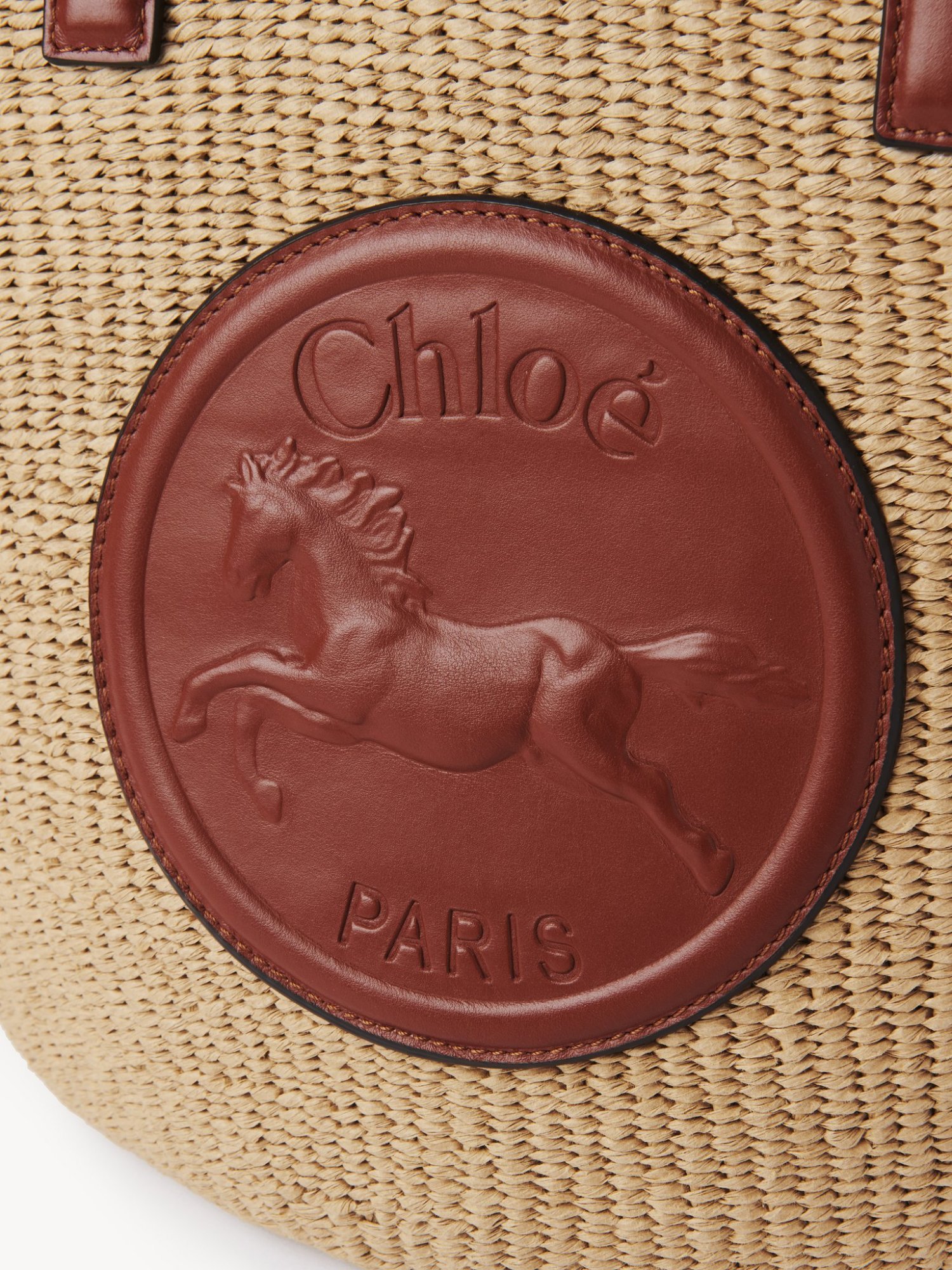 Chloé Beige Horse Medal Large Basket Bag In Nude