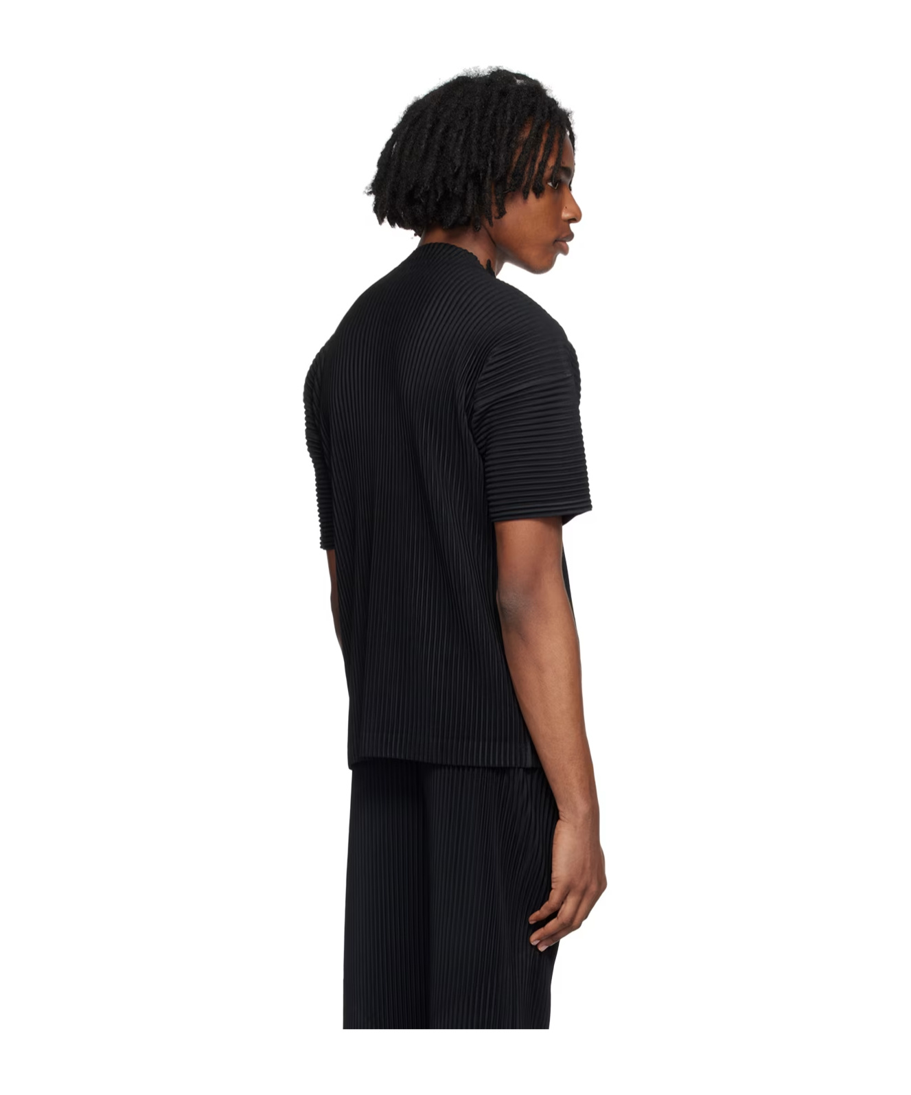 Issey Miyake Pleated Detail T-shirt In Black