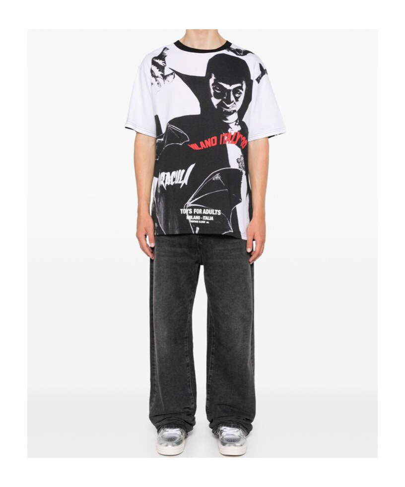 Shop Gcds Dracula-print T-shirt In Black