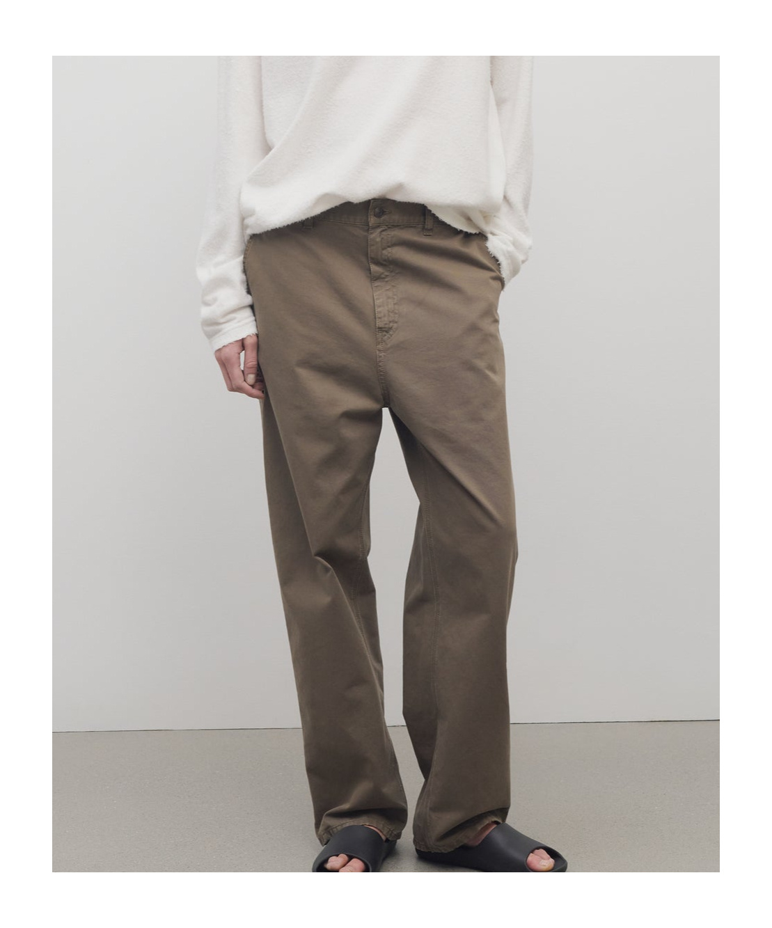 The Row Zalenka Cropped Cotton And Cashmere-blend Twill Straight-leg Pants In Neutral