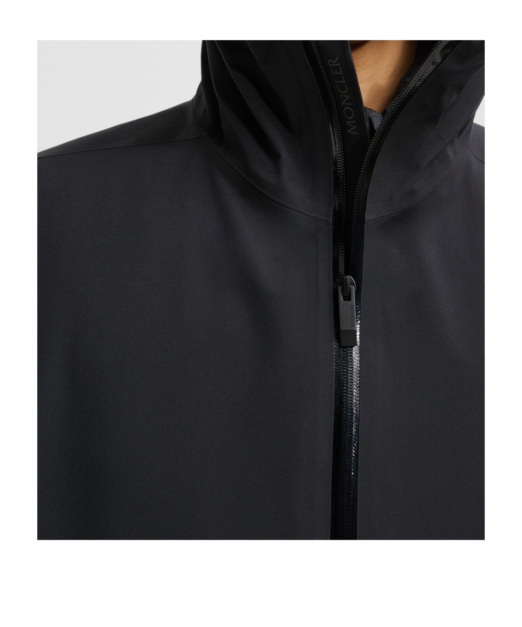 Moncler Hooded Casual Jacket In Black