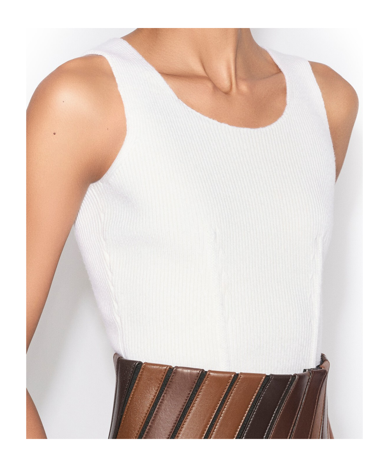 Alaïa Crewneck Sleeveless T-shirt In White