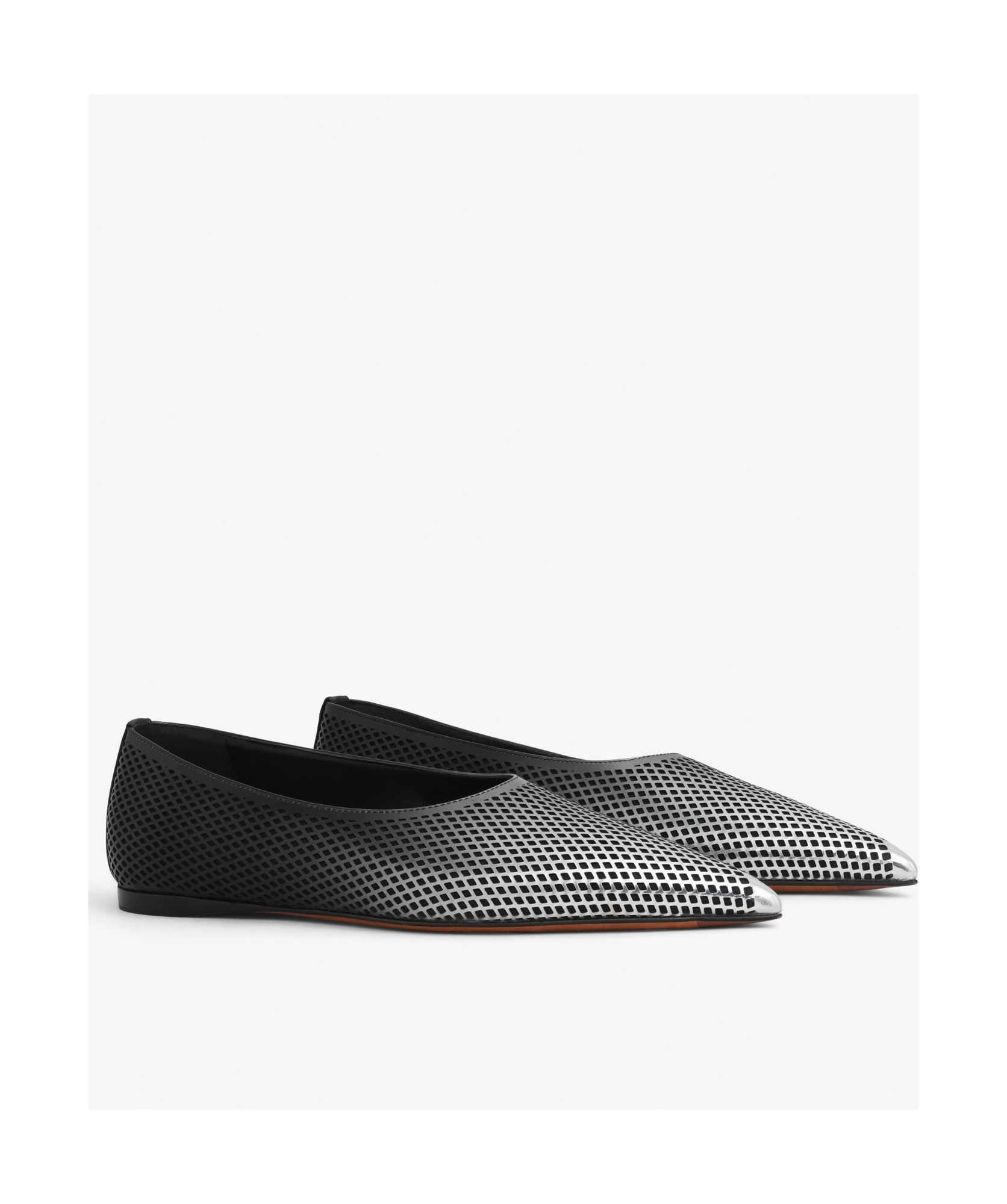 Alaïa Pointed Flat Shoes In Black