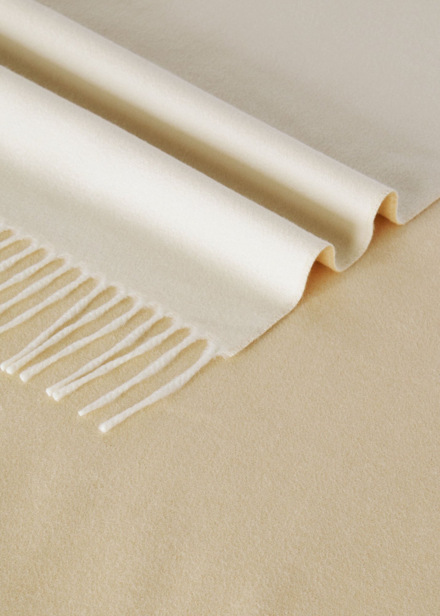 Loro Piana Two-color Tassel Scarf In Shea Butter/hazelnut Cream