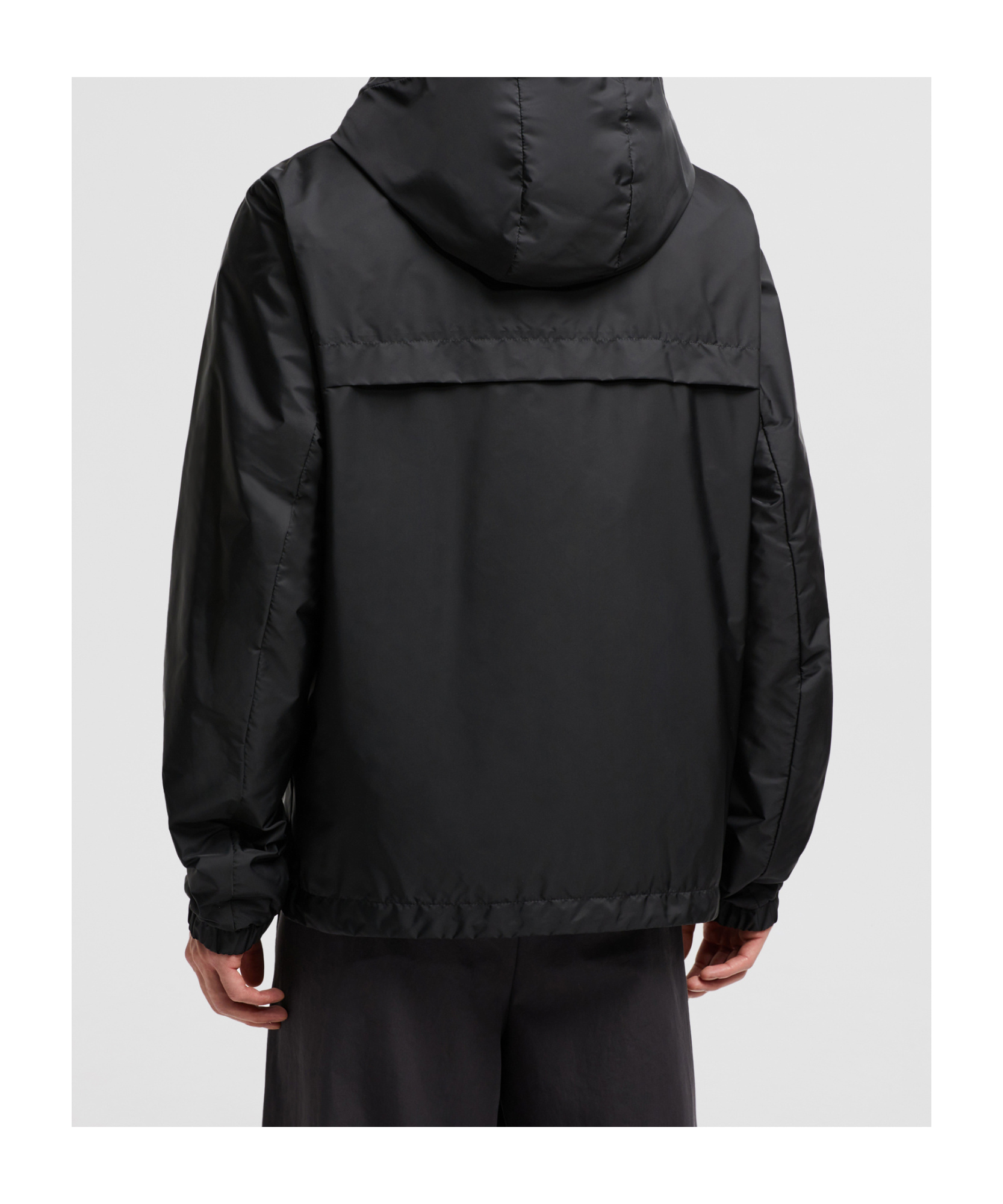 MONCLER MONCLER RIFEO LOGO PATCH ZIP-UP JACKET