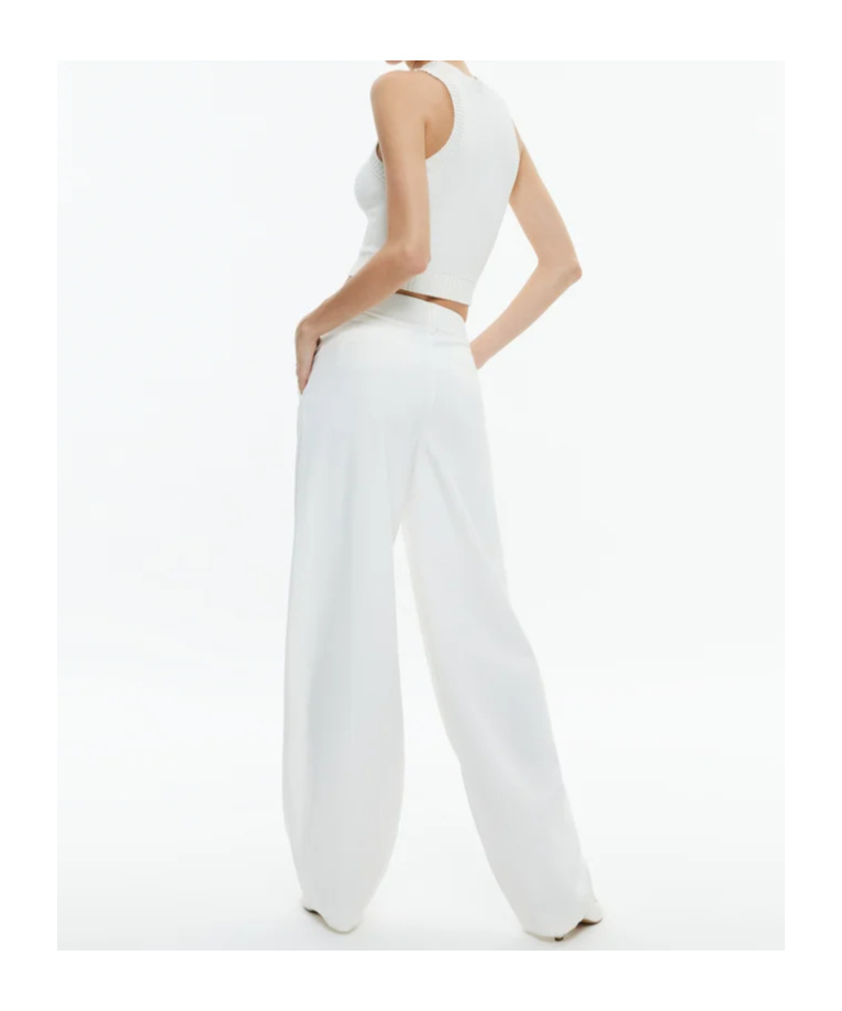 Alice And Olivia Porter Low-rise Tapered Trousers In Off White