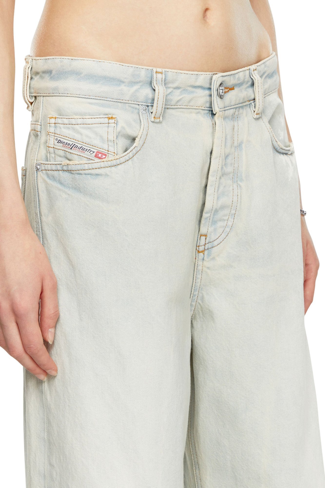 Diesel 1996 D-sire Wide-leg Jeans In White