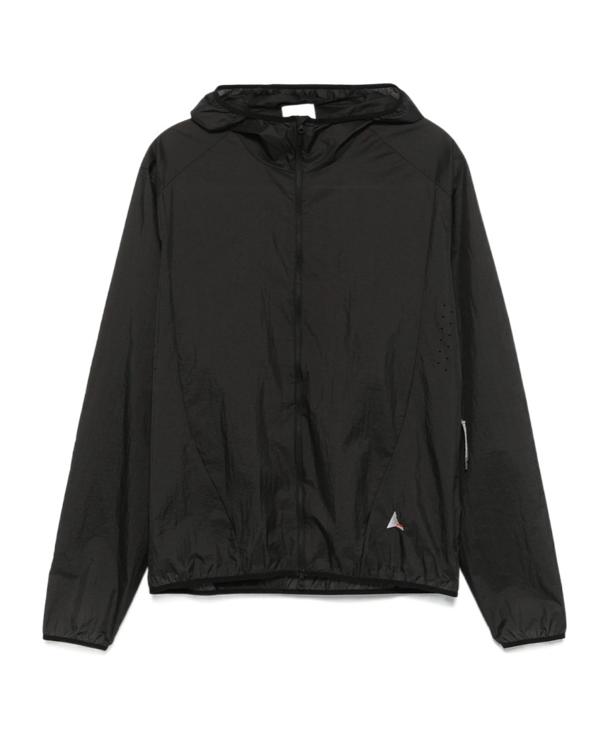 Roa Packable Windbreaker In Black
